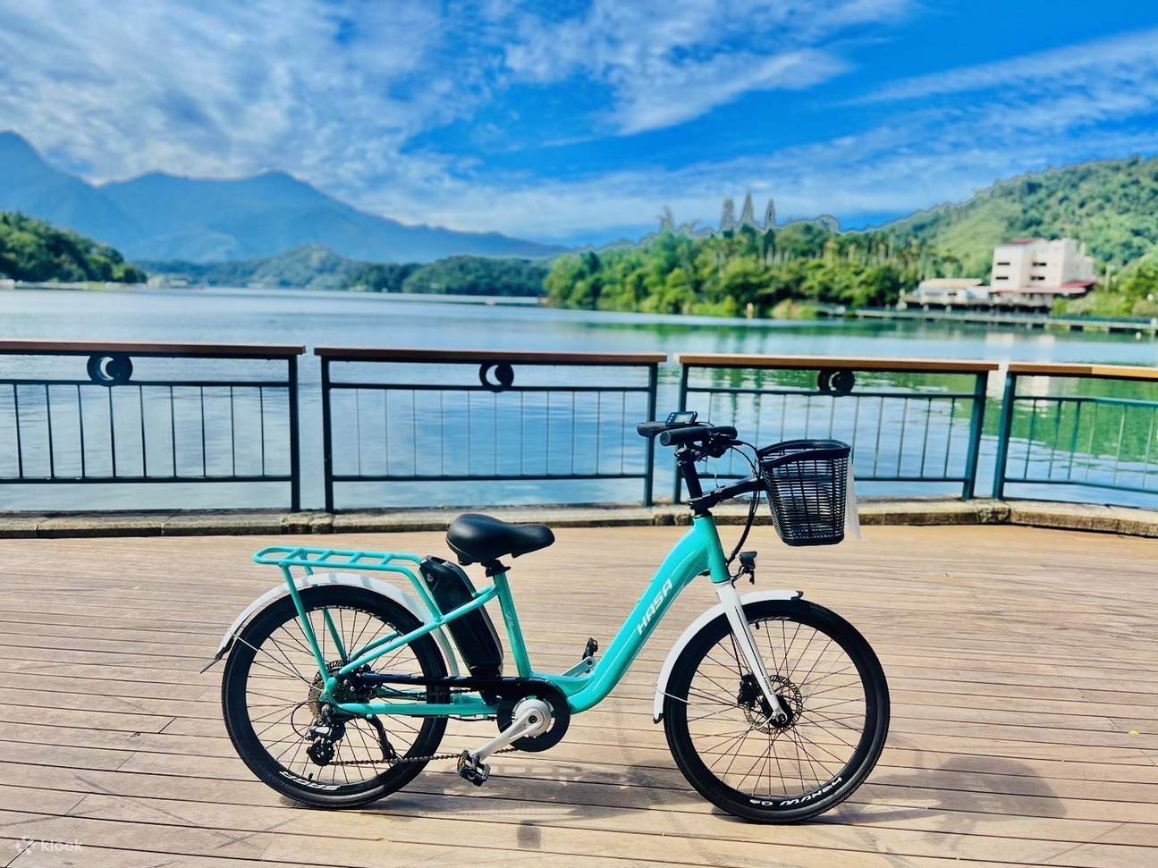 Lac du Soleil et de la Lune : Excursion d'une journée à vélo et en bateau