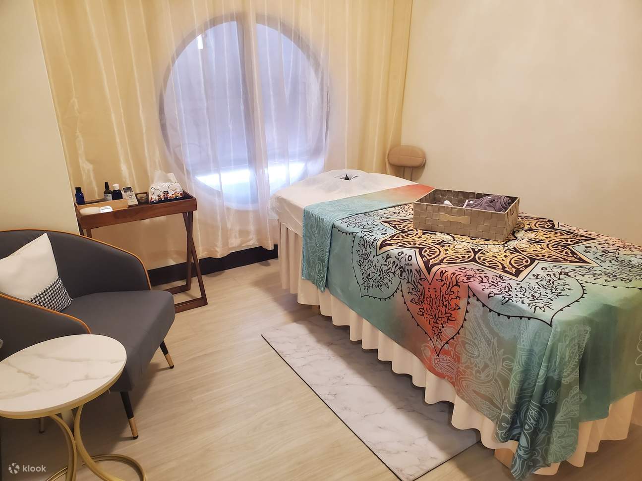 高雄: 克麗緹娜 - 緹亮至聖店