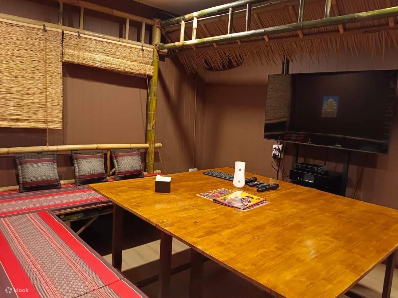 Era-Izaan Surawong Authentic Isaan Cuisine