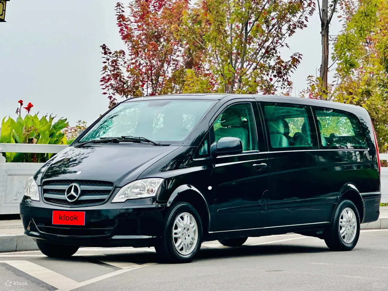 9座商务型车型参考图