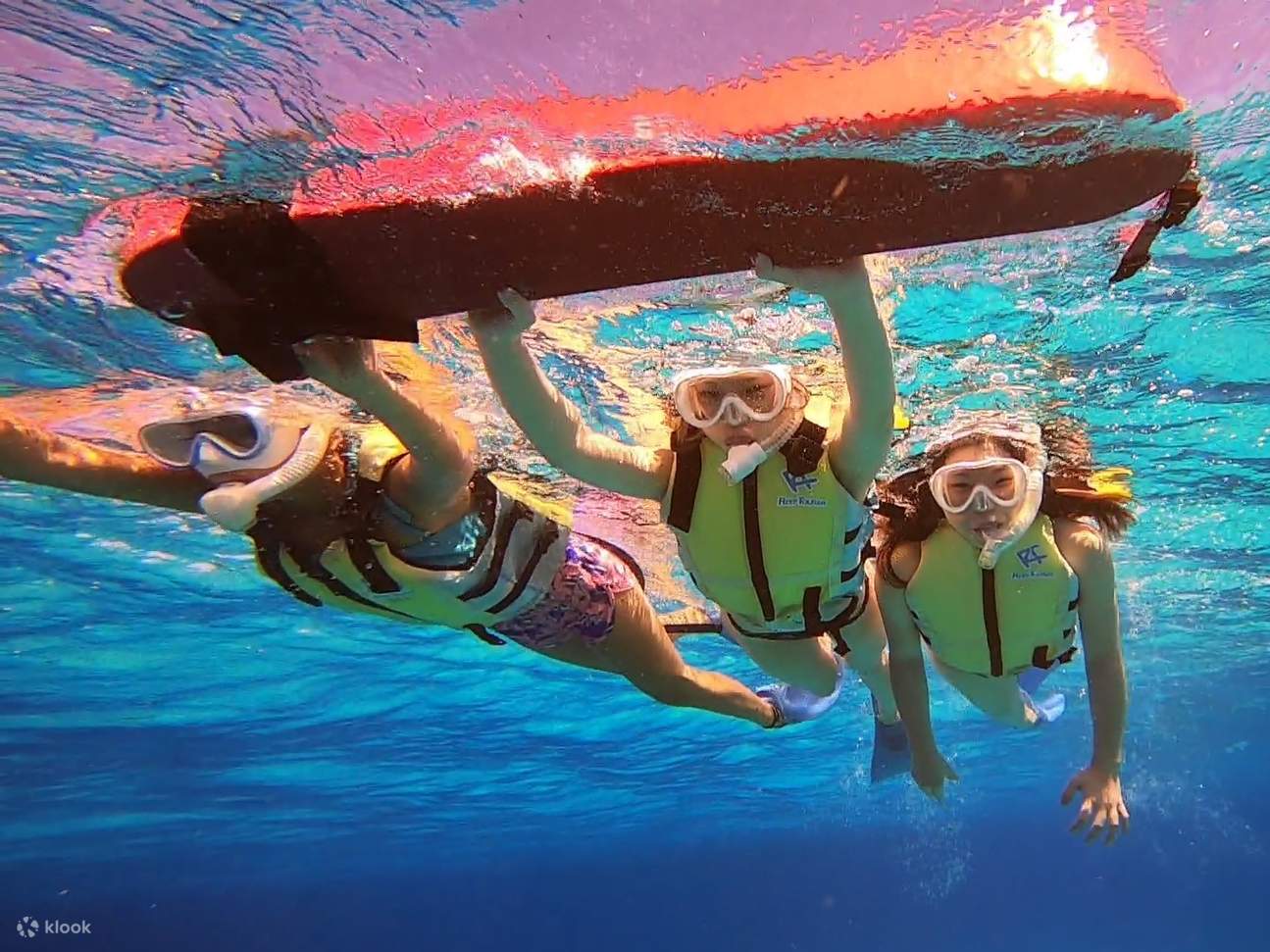 Kursus Mendarat & Snorkeling di Phantom Island Setengah Hari