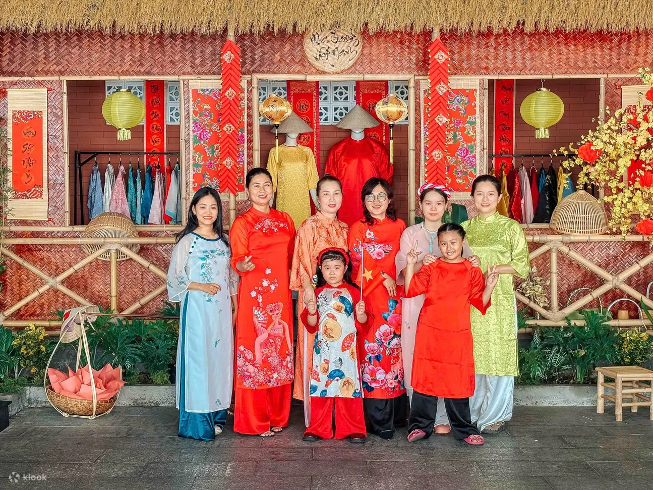 芽庄自行车骑行和奥黛 Instagram 体验