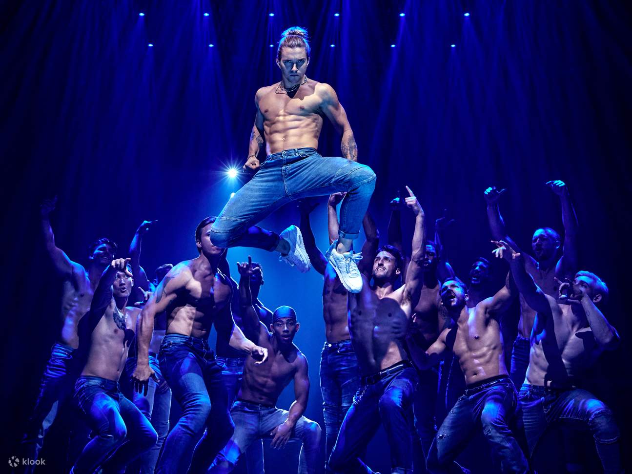 Волшебный Майк вживую