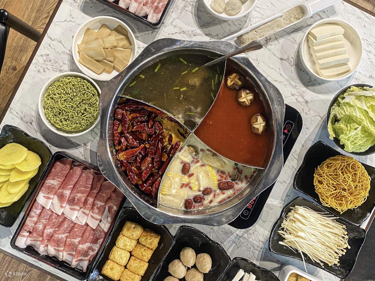 Duo Set at Tavern Hotpot