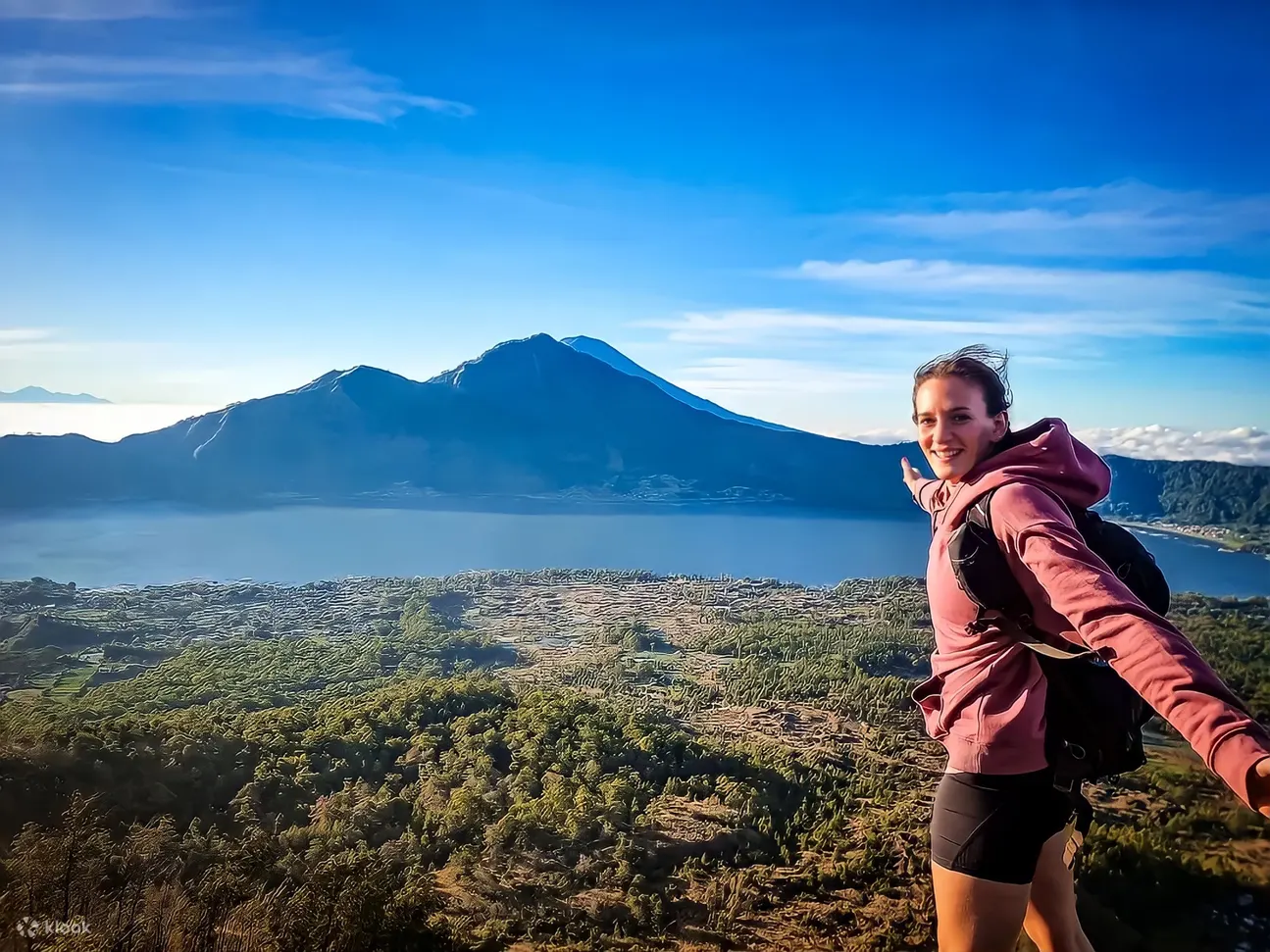巴厘岛巴杜尔阿伦空山日出徒步旅行