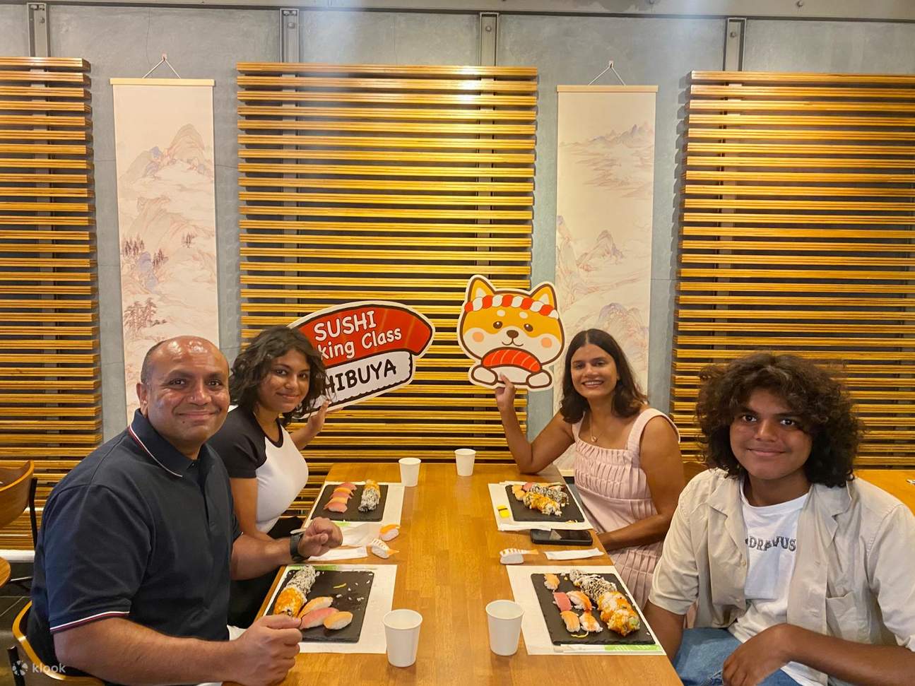Bester Sushi-Kurs in Tokio: Sushi-Kurs Shibuya