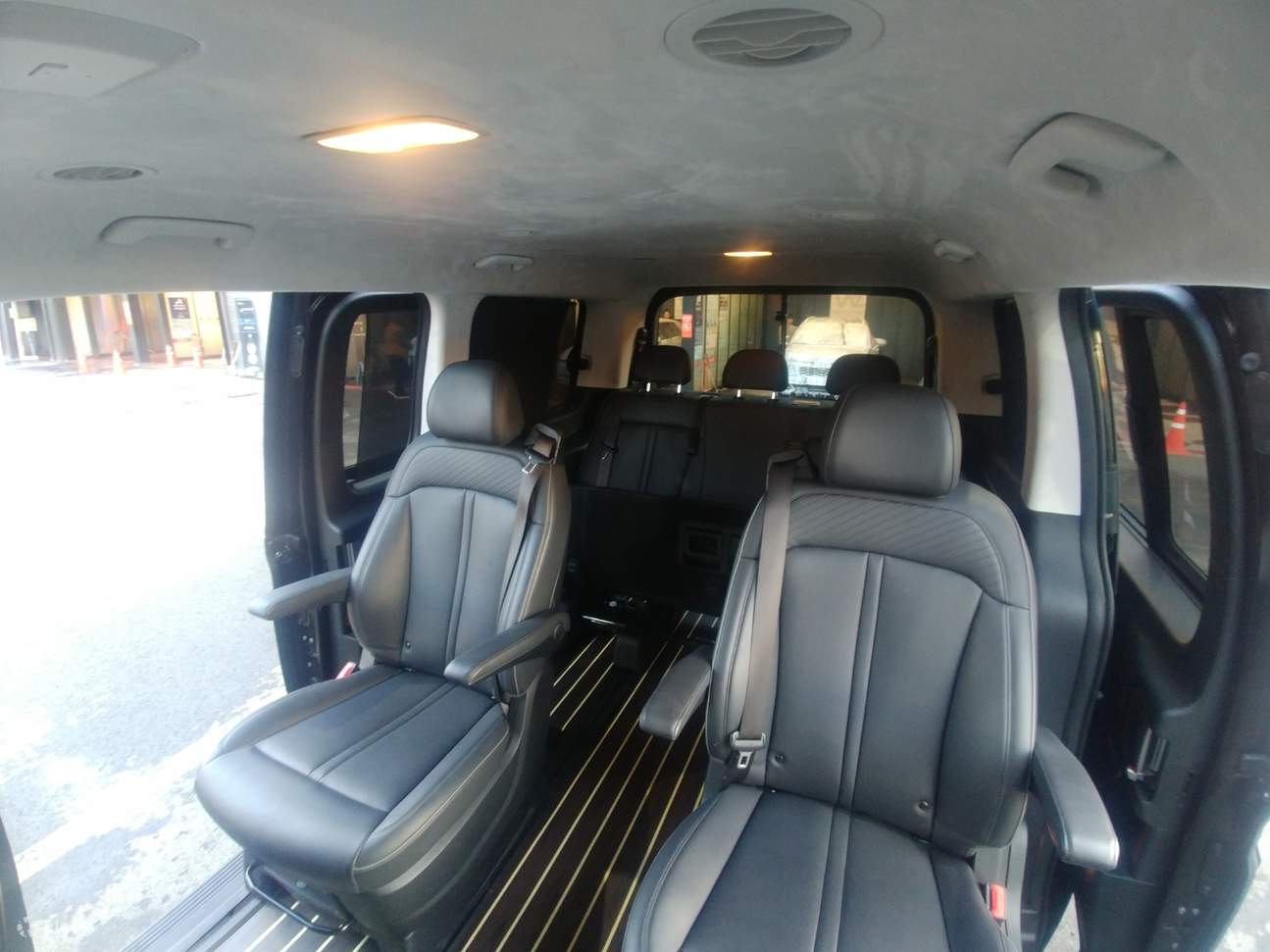 Alquiler de coche con conductor en Busan para la ciudad de Busan / Aeropuerto PUS