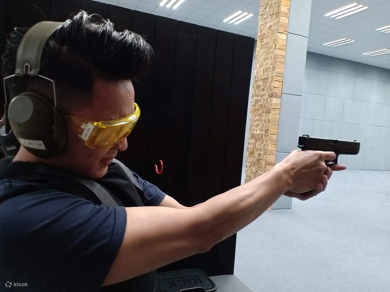 กิจกรรมยิงปืนในบาหลี