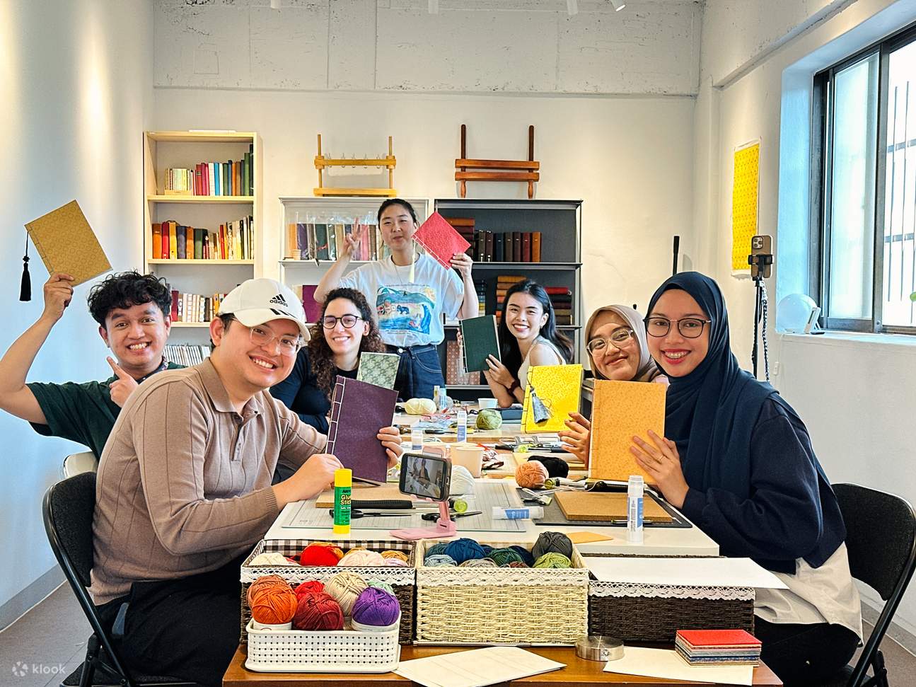 韓国の伝統的な製本ノート作り