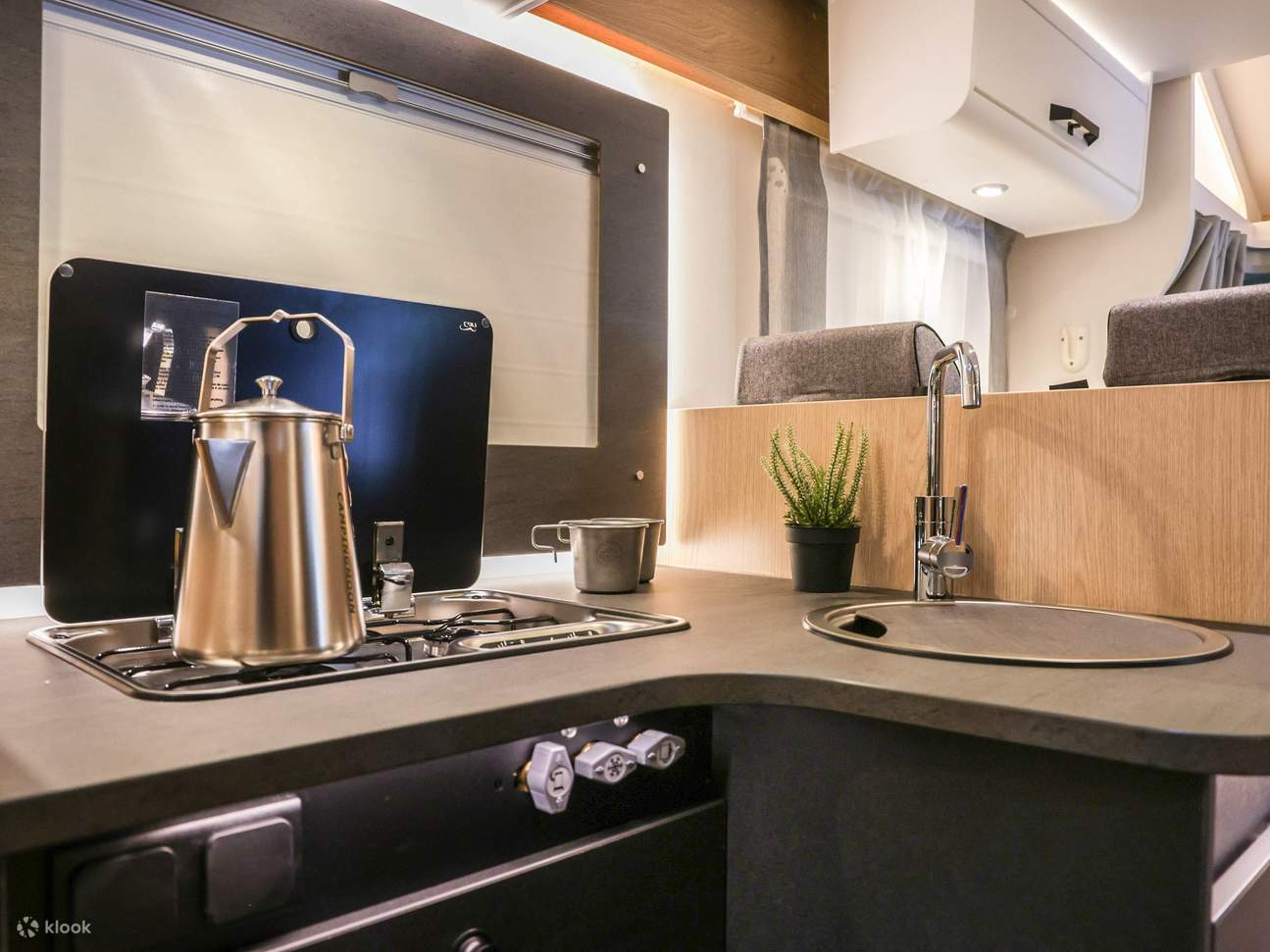 Experiencia de conducción autónoma en autocaravana | Recogida en Taichung y Taoyuan