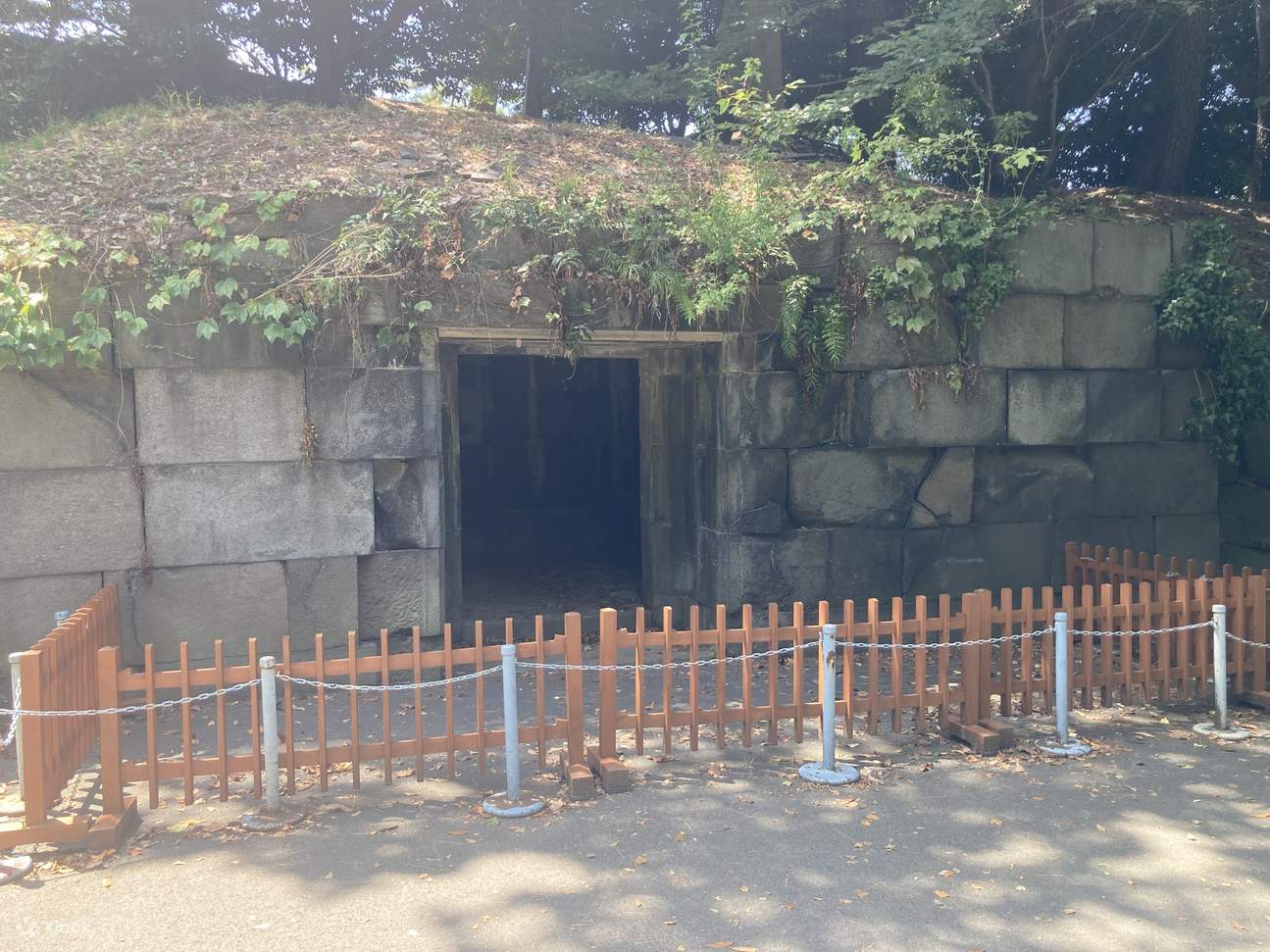 東京:皇居歷史巡禮徒步導覽 - Klook
