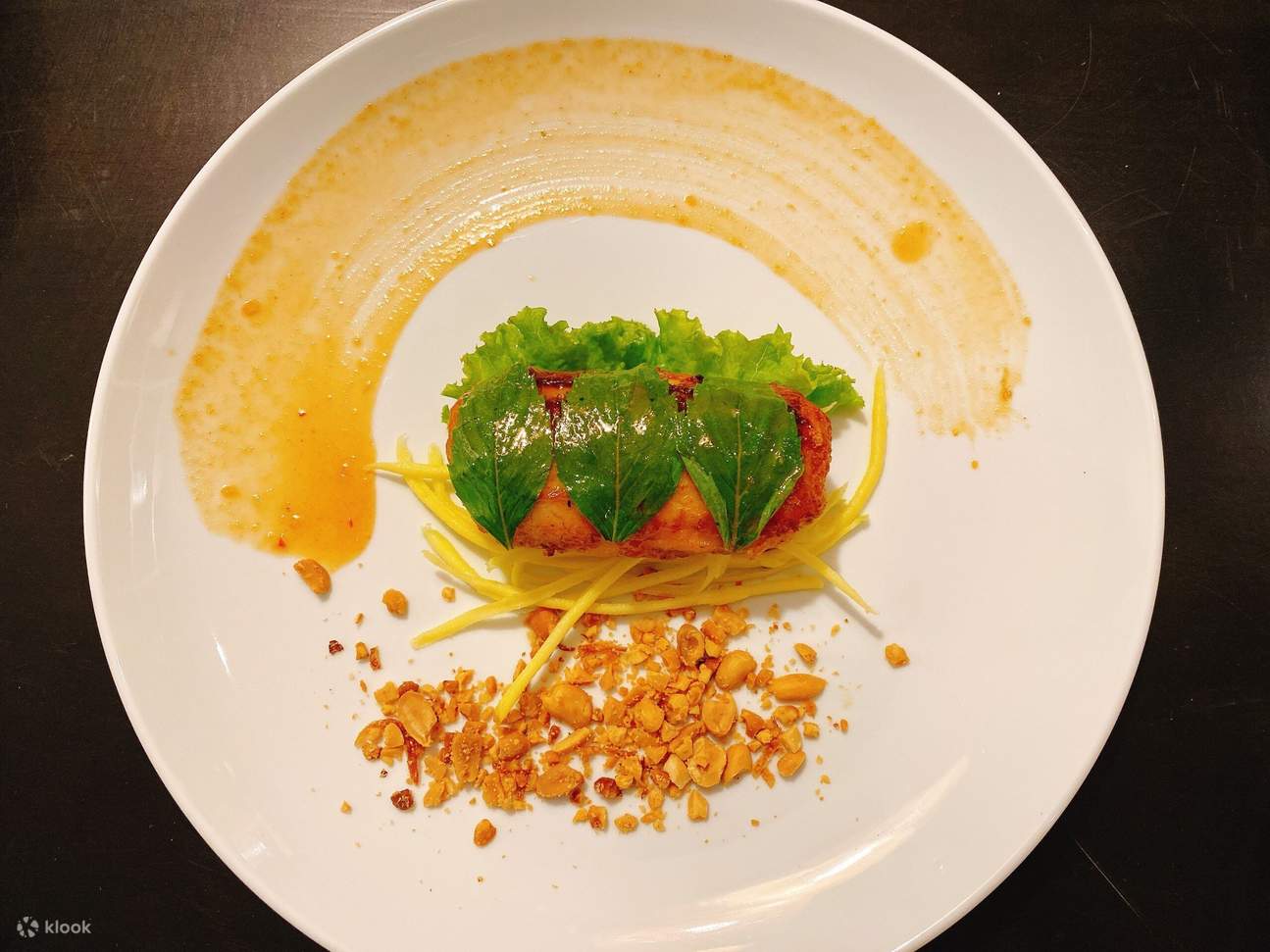 Tai Ngon Kitchen ホーチミンでのホームダイニング