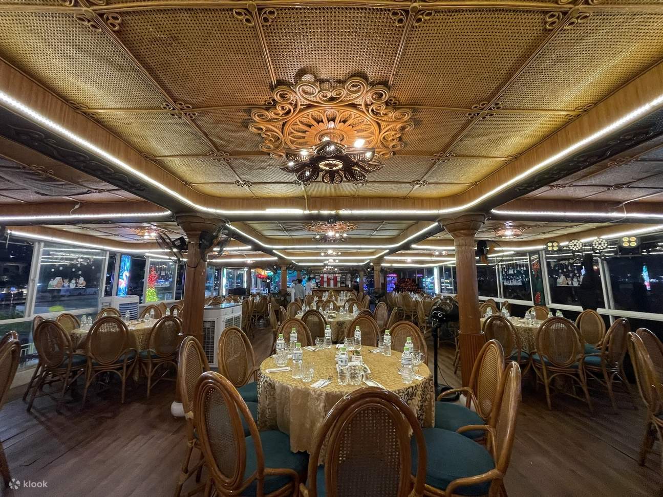 Tau Rong Song Han 號翰江夜間遊船