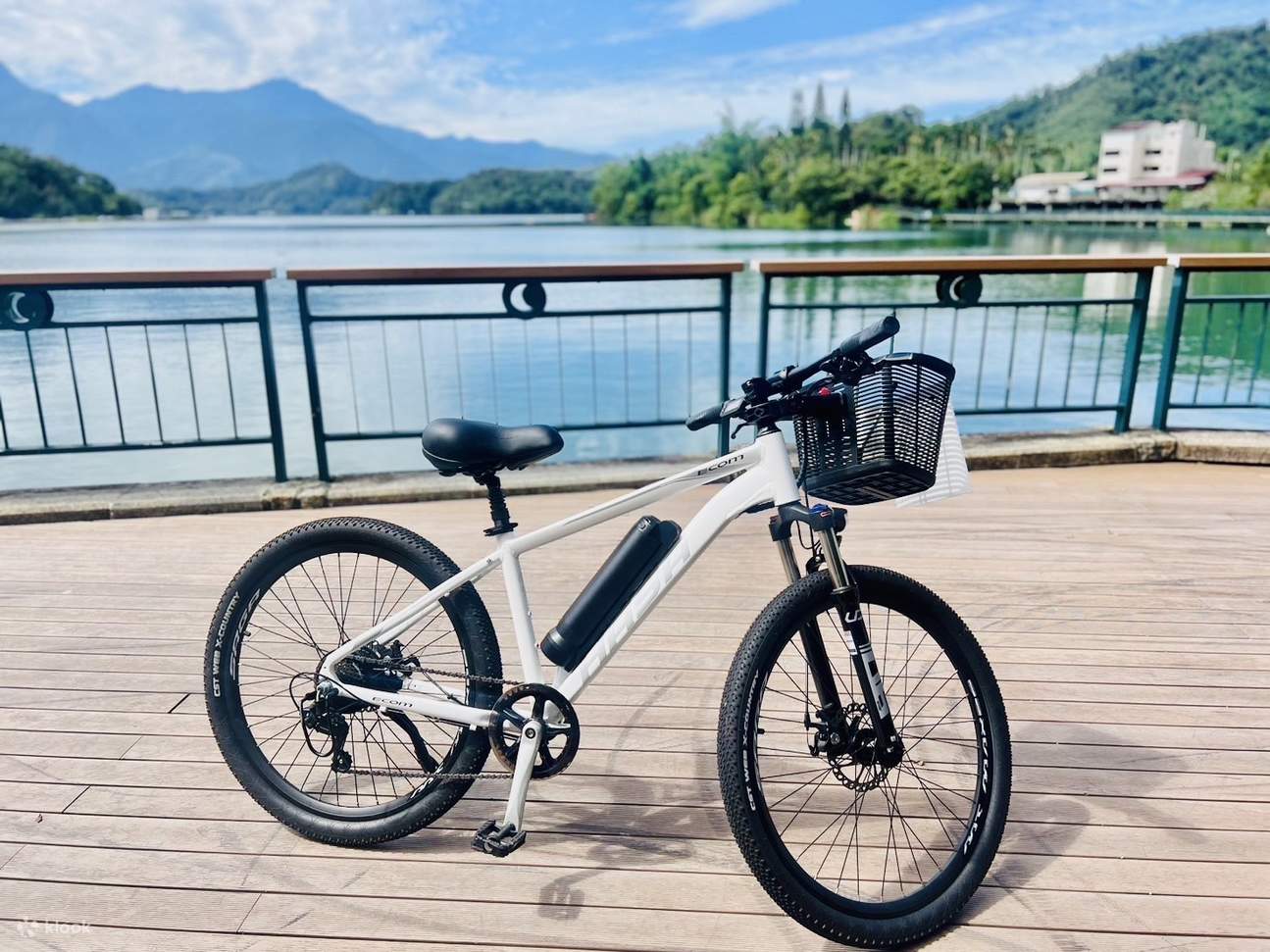 Lac Sun Moon : Expérience d'une journée à vélo et en bateau