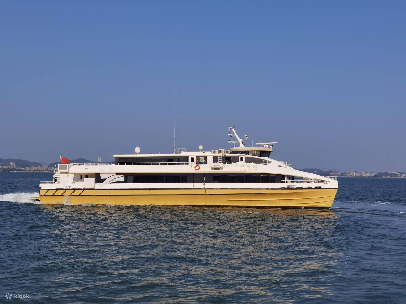 Perjalanan lebih nyaman dengan kapal yang dilengkapi fasilitas lengkap