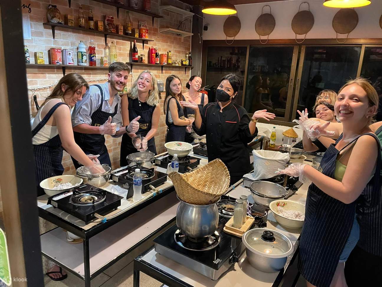 タイ料理体験（バンコク / Tingly Thai Cooking School提供）