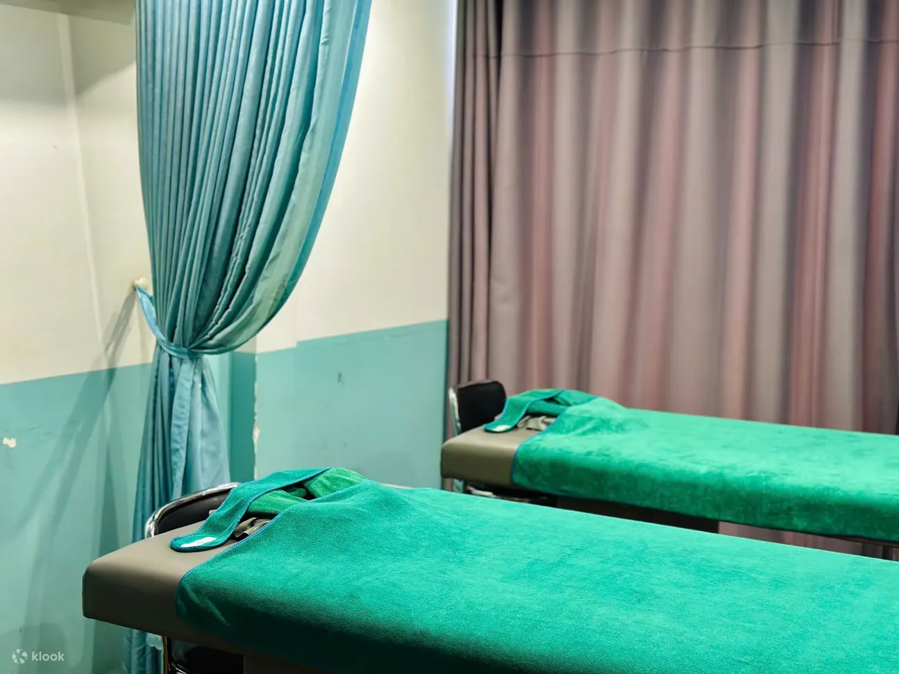 胡志明市安棉草药洗发按摩【DTH街】