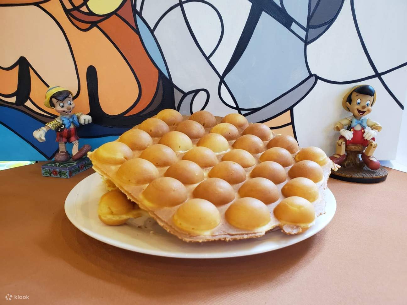 Mammy Pancake X Cozinha Pinocchio Taipa: Bacalhau Flavor Egg Puff 