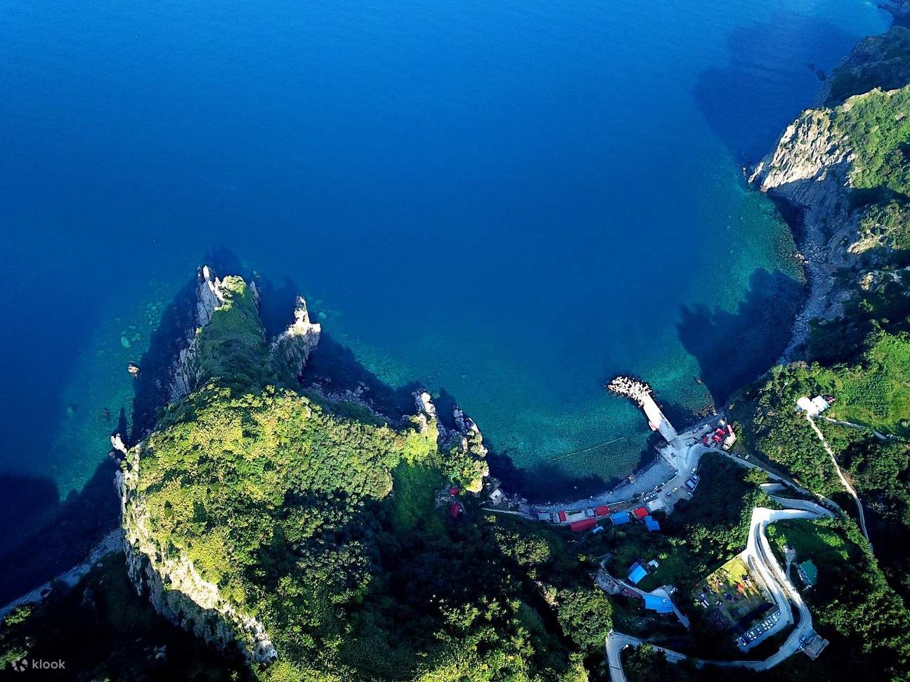 Pengalaman Menaiki Bot di Pantai Hakpo Ulleung