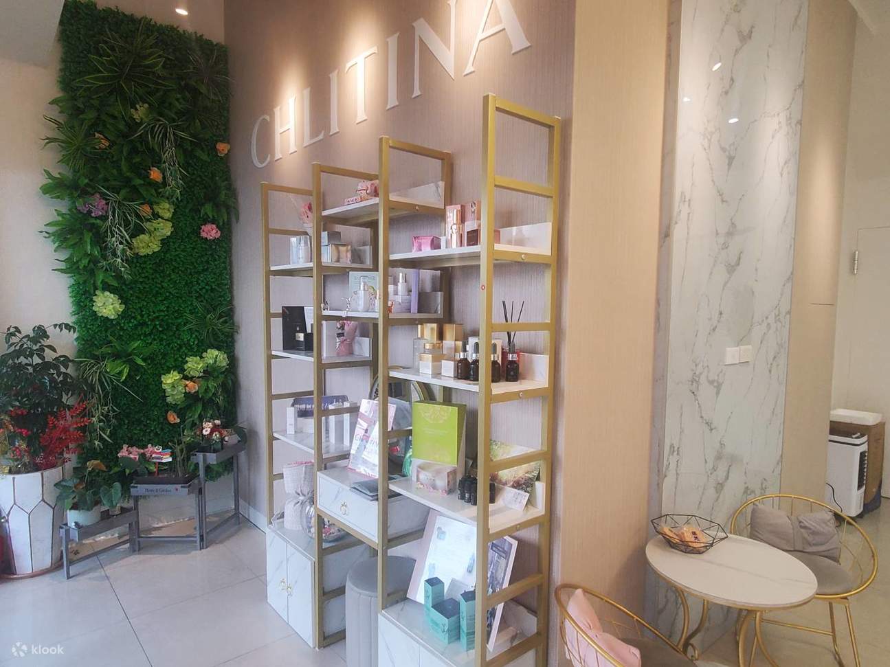 高雄: 克麗緹娜至聖店 - 經絡舒壓 & 精油按摩