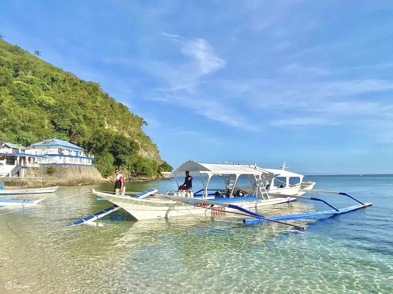 Try Scuba Diving di Mindoro dengan PADI 5 Star Dive Resort