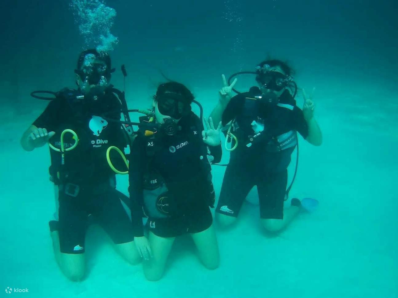 皇帝島水肺潛水活動