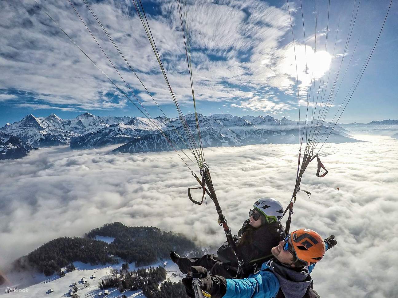 Nhảy dù lượn đôi ở Interlaken - Chuyến bay Đại Bàng Vàng 