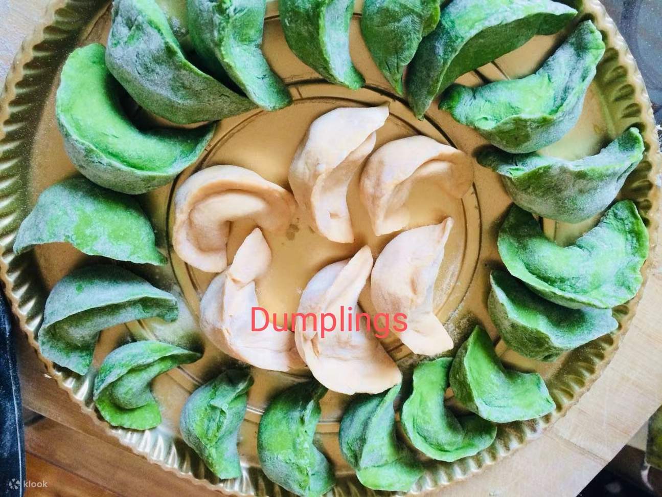 Belajar Membuat Mie Tradisional Cina yang Sempurna Bersama Kelinci di Beijing (Makan Siang/Makan Malam) - Eatwith