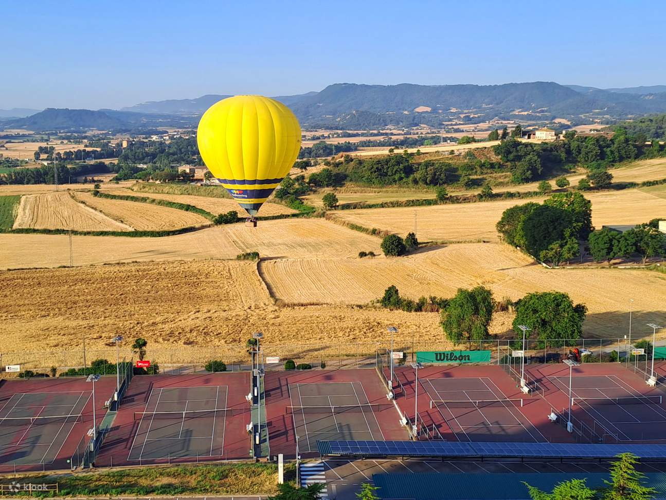 Giro in mongolfiera con prelievo facoltativo da Barcellona