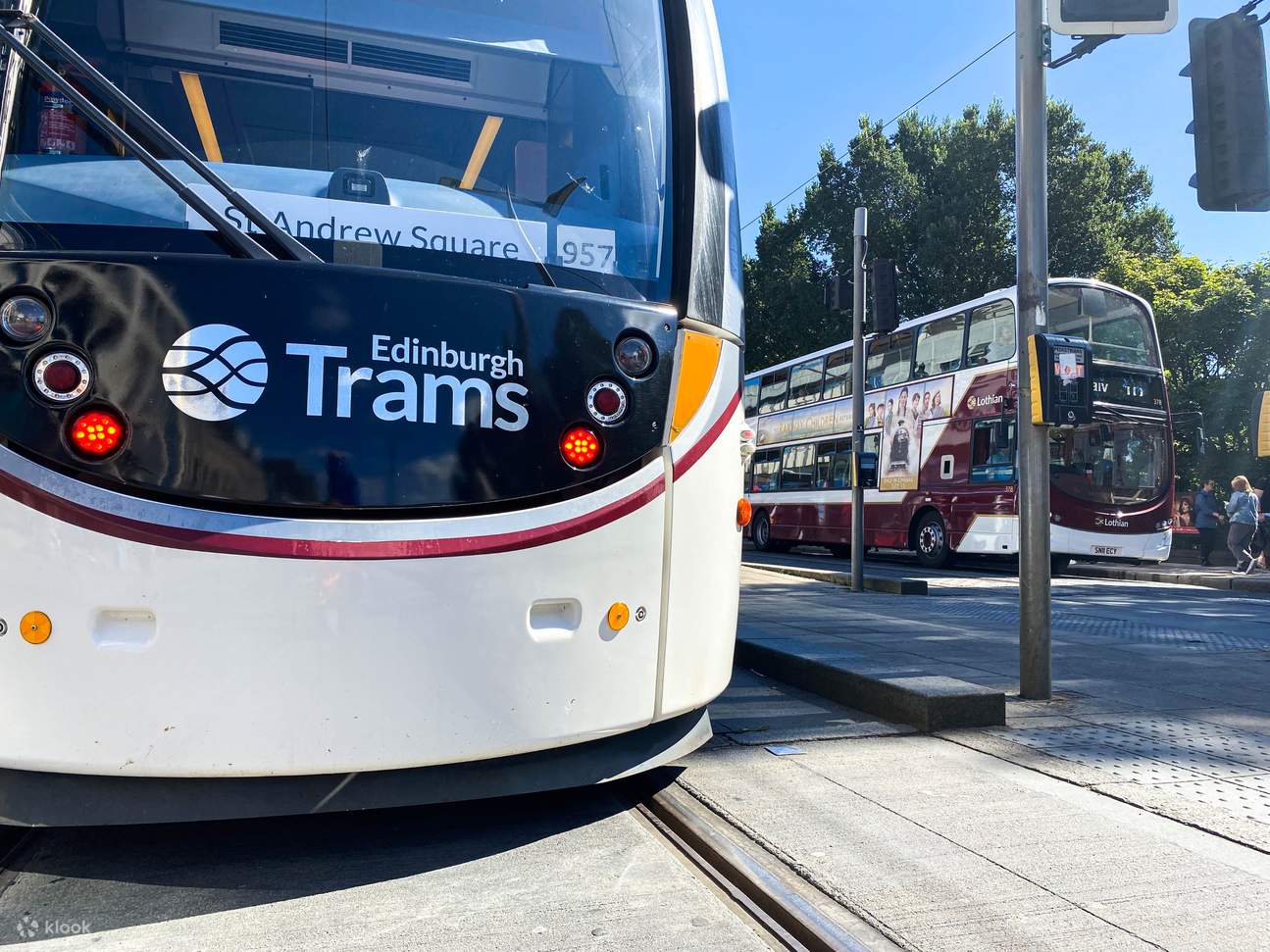 edinburgh airport shuttle service