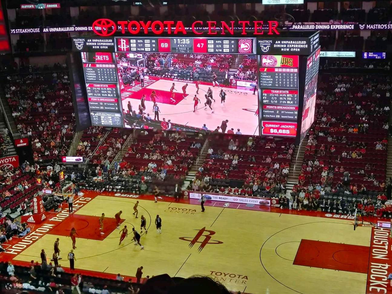 เกมบาสเก็ตบอล Houston Rockets ที่ Toyota Center