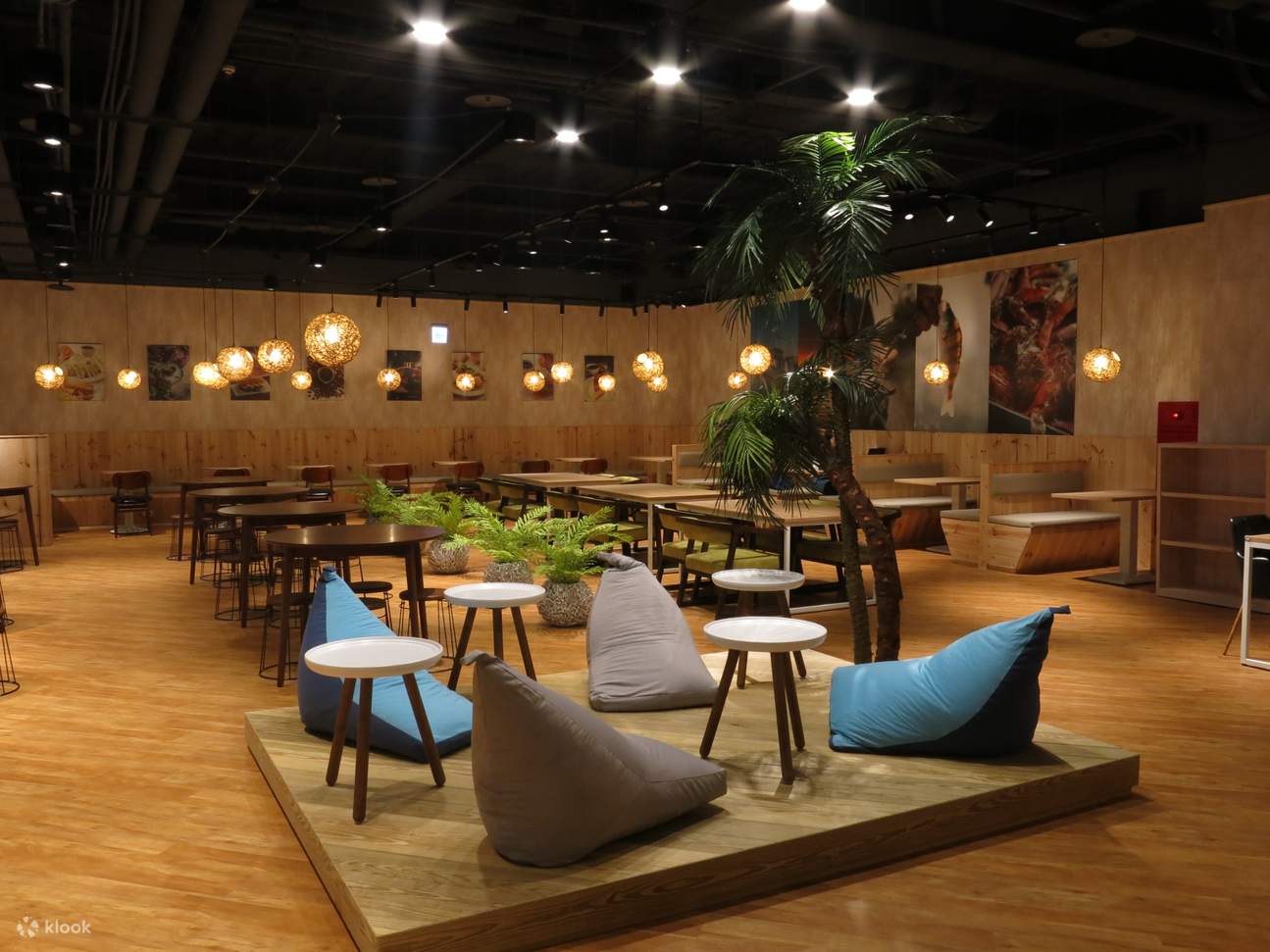 1階　ダンテコーヒー