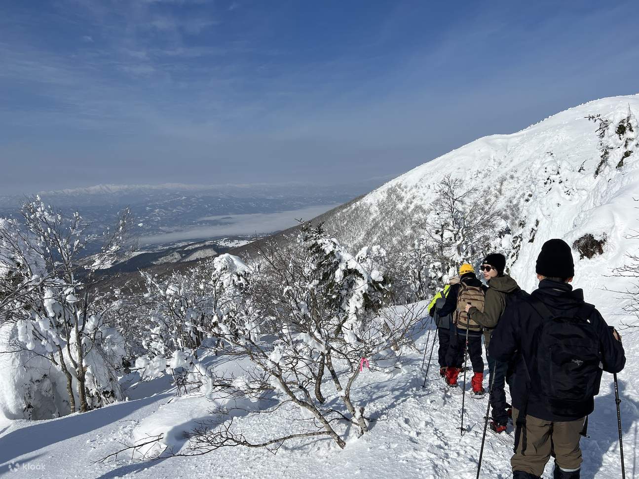 雪地徒步