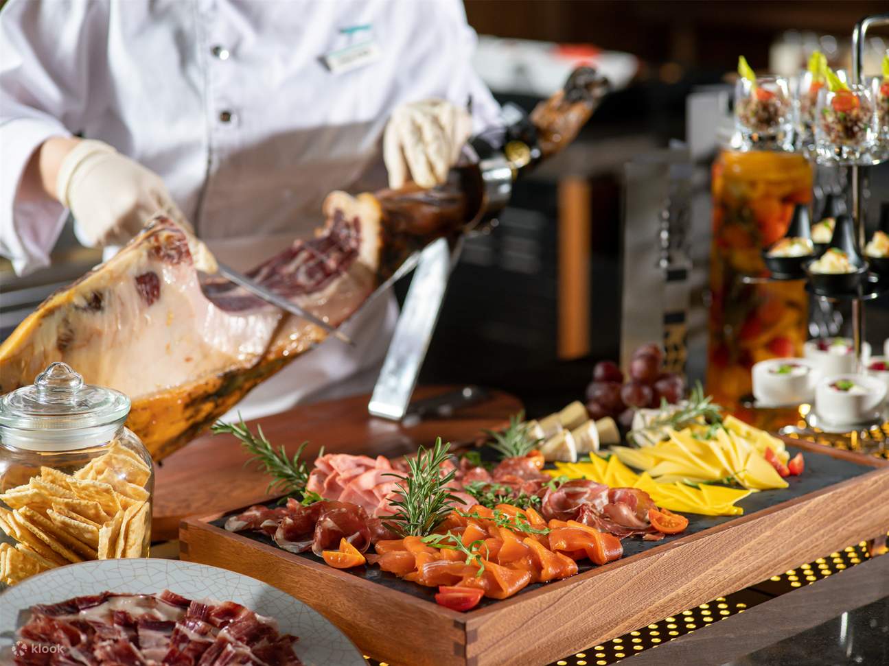 【自助餐优惠】深圳前海华侨城艾美酒店-自助餐券