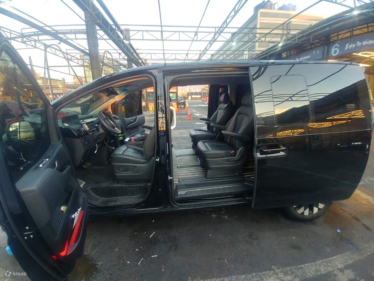 Alquiler de coches con conductor en Busan para la ciudad de Busan / Aeropuerto de PUS