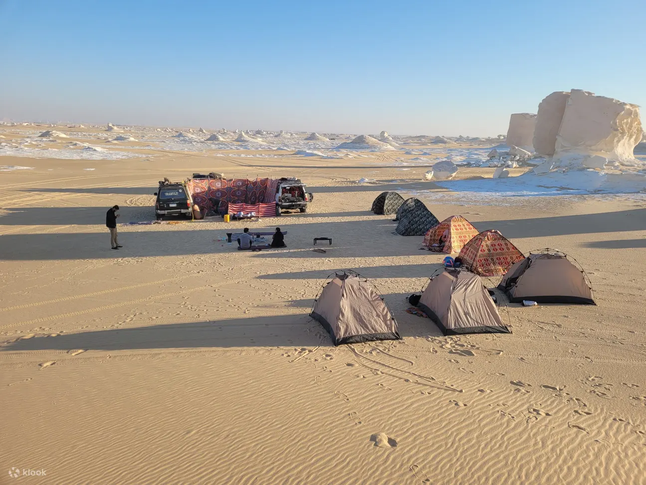 Cairo: 2 Days Black and White Desert Camp Star Watching, 4WD w/ BBQ