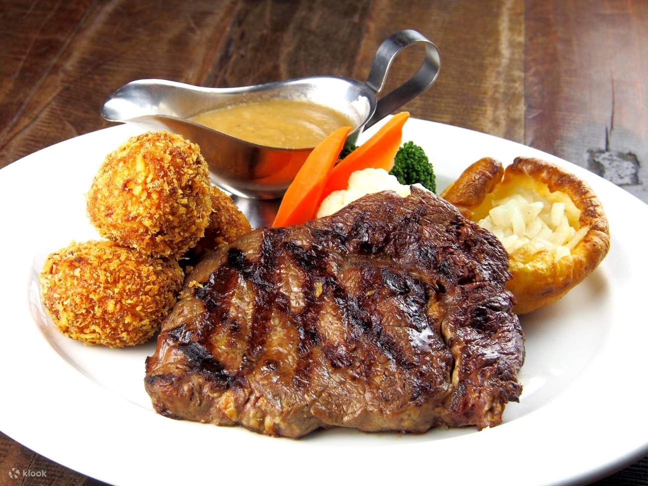 灣仔酒吧The Trafalgar 特級肋眼牛排