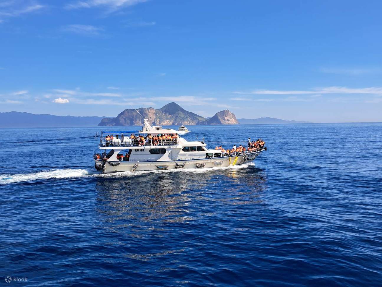Avistamiento de ballenas en Yilan + Excursión de un día a la geotérmica de Qingshui (Salida desde Taipéi)