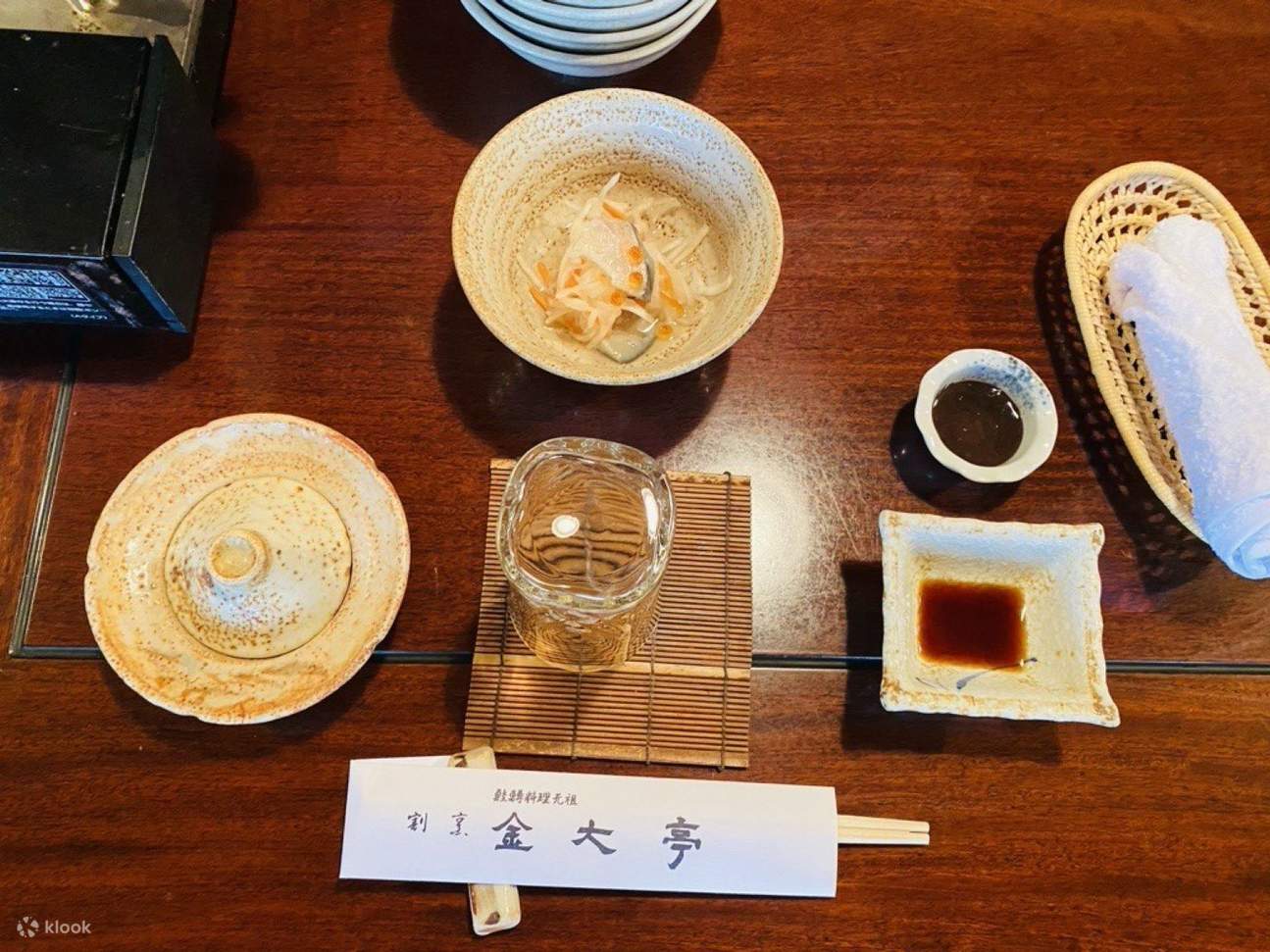 이시카리나베와 이쿠라 덮밥. 홋카이도에서 태어난 미각을 즐겨보세요.