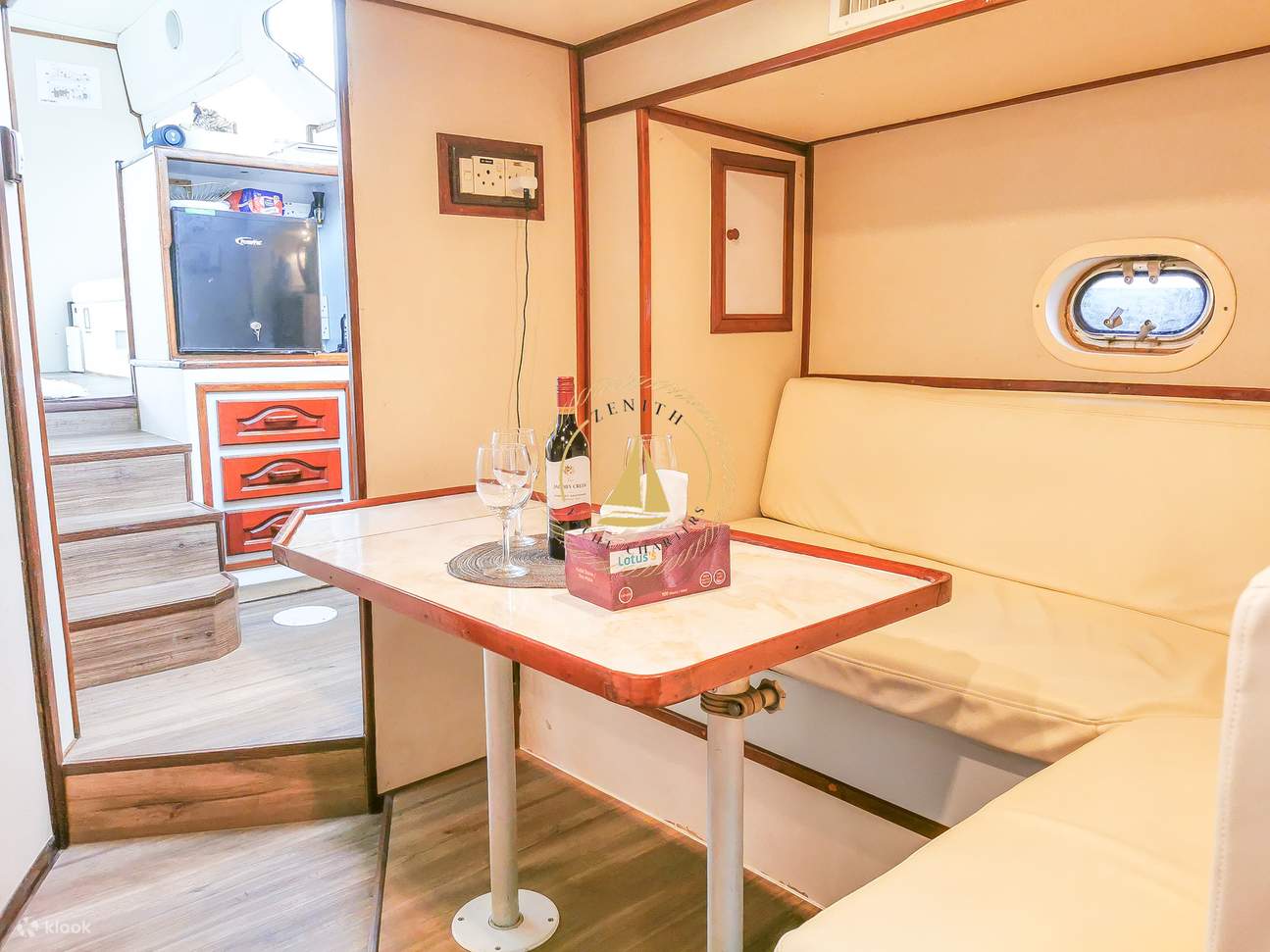 บริษัท Zenith Yacht Charters