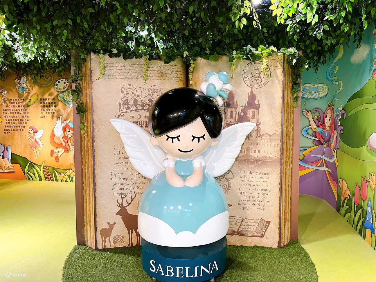 Tiket ke Akademi Lukisan Sprite Sabrina