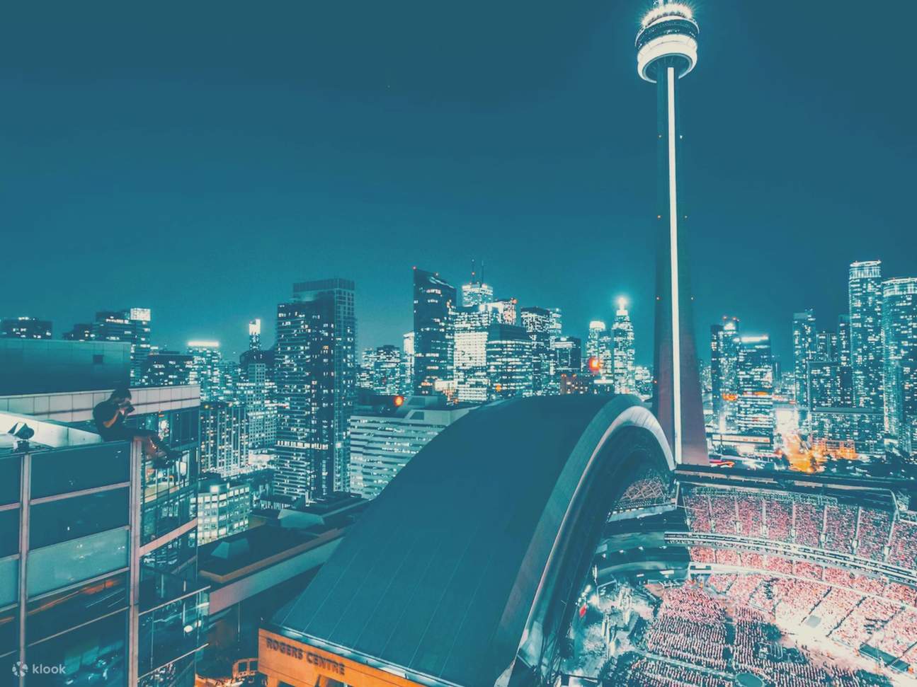 Permainan Besbol Toronto Blue Jays di Rogers Centre