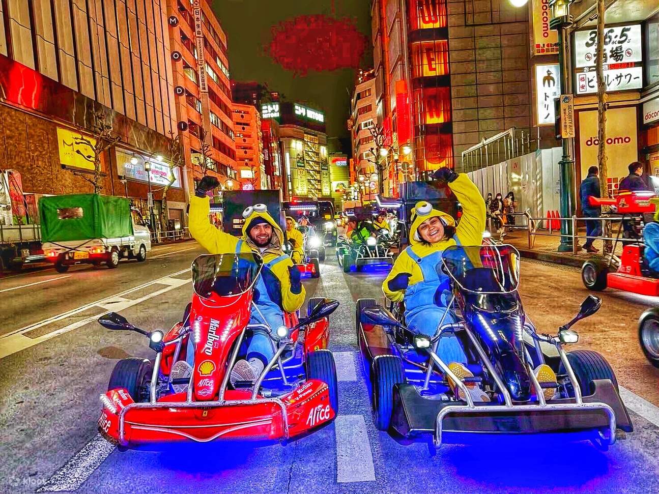 ALOHA GO-KART와 함께 도쿄 시부야 스크램블 교차로를 질주하는 최고의 고카트 투어!