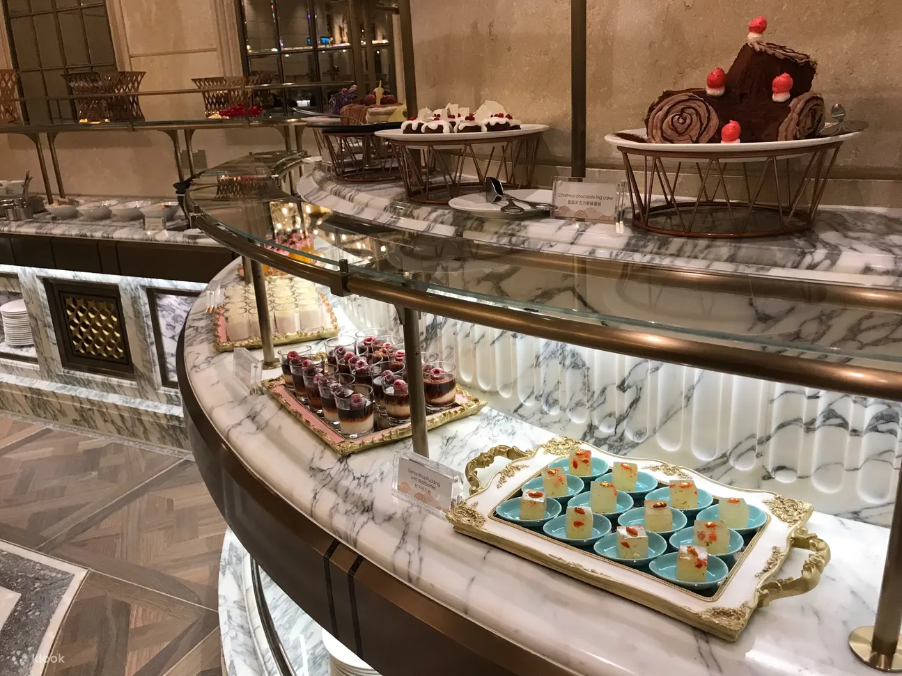 -Hotel Alexandra