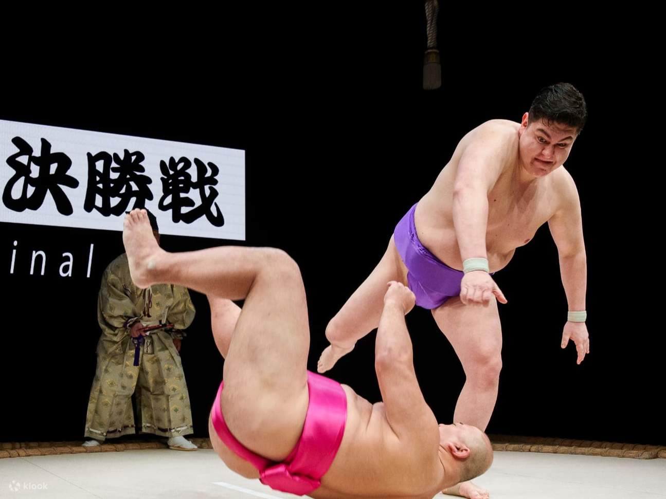 Входной билет в THE SUMO HALL HIRAKUZA OSAKA (Осака)