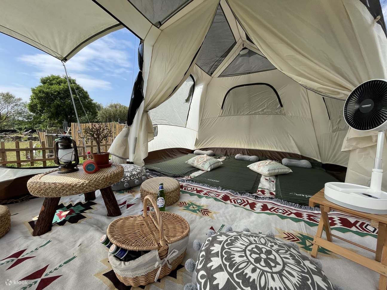 Trải nghiệm cắm trại tại Công viên Bãi biển Dân gian Trường Sa