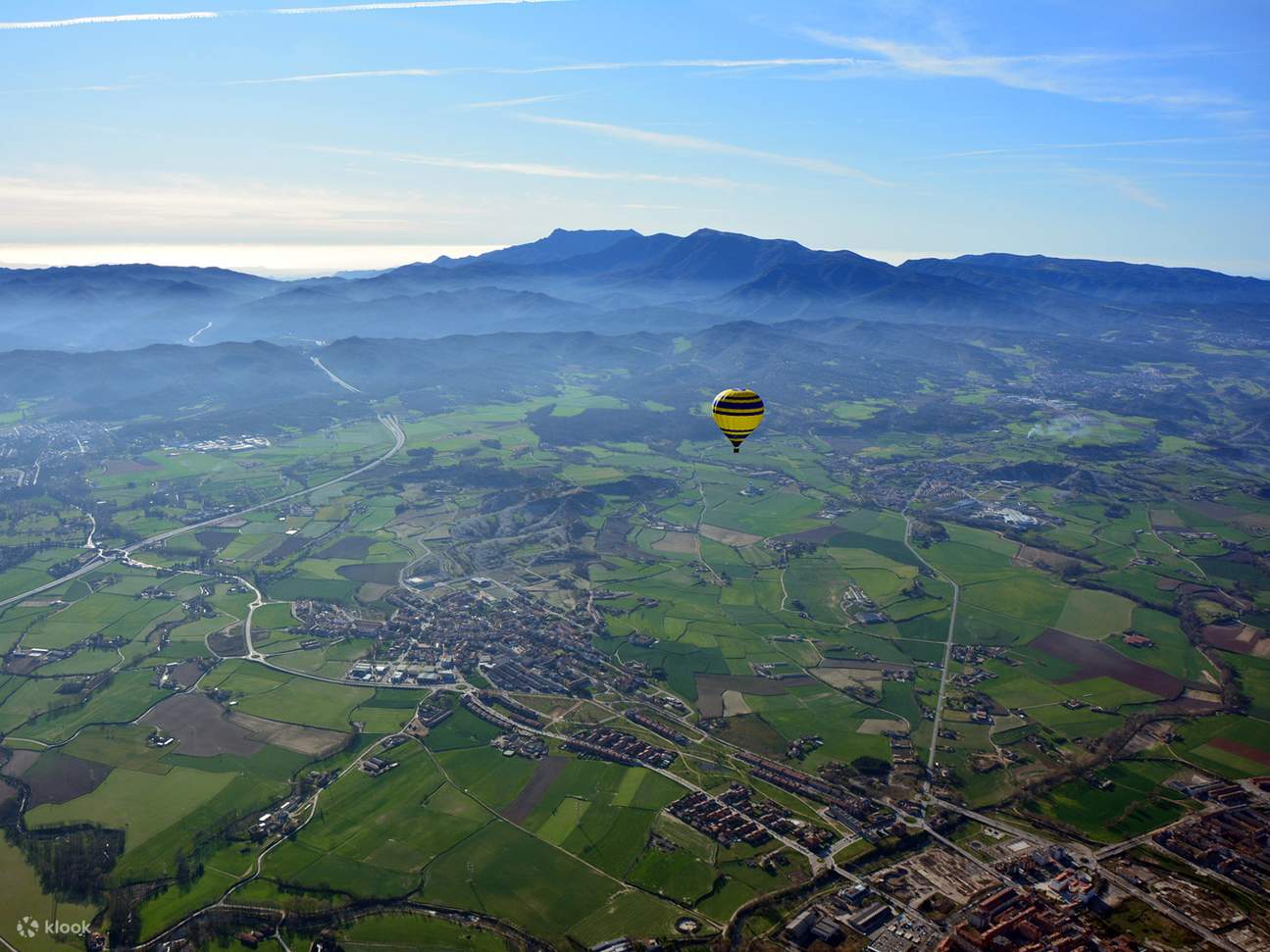 Naik belon udara panas dengan pilihan pengambilan dari Barcelona