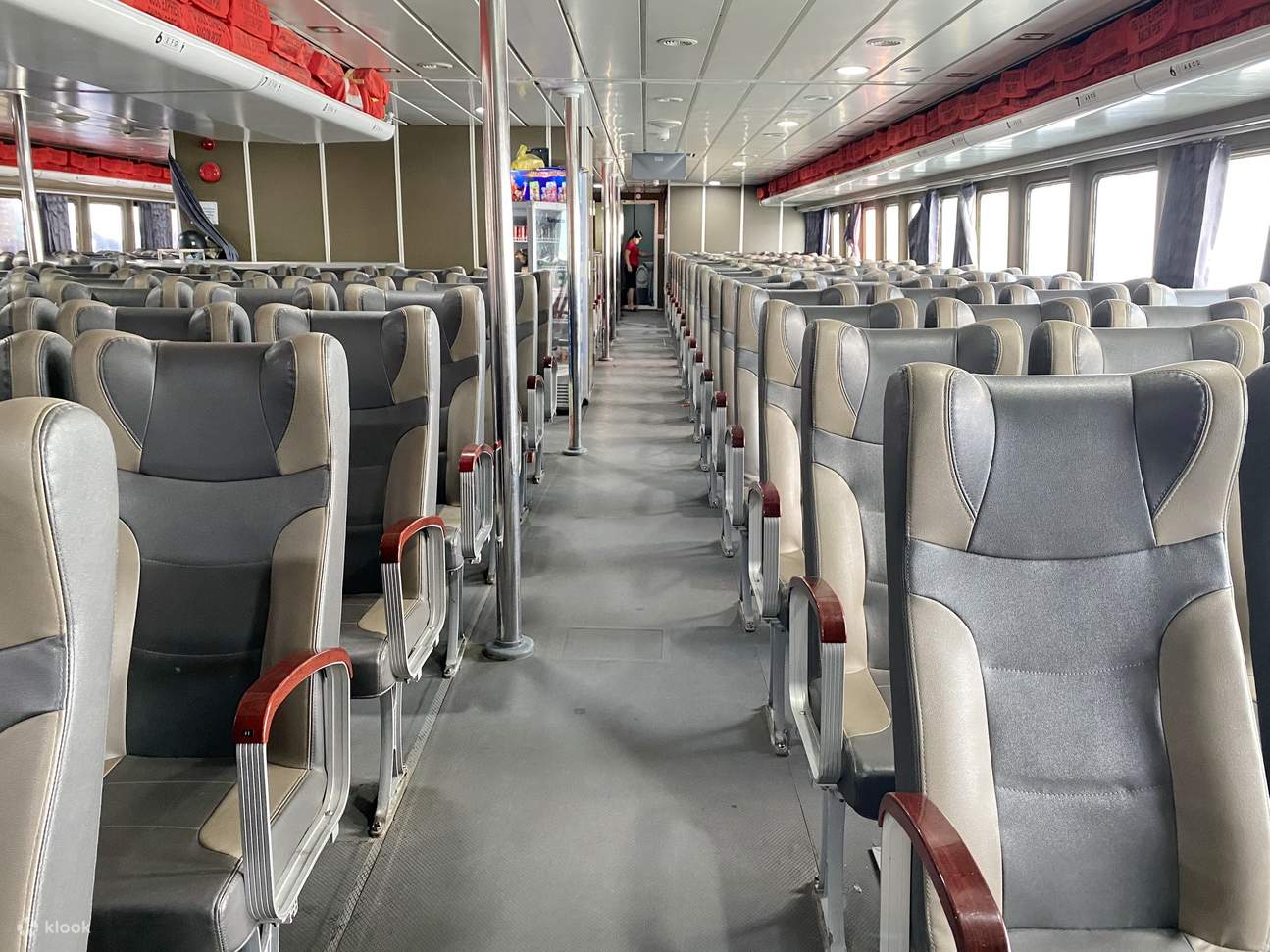 Speedboat: Con Dao Island - Soc Trang by Superdong