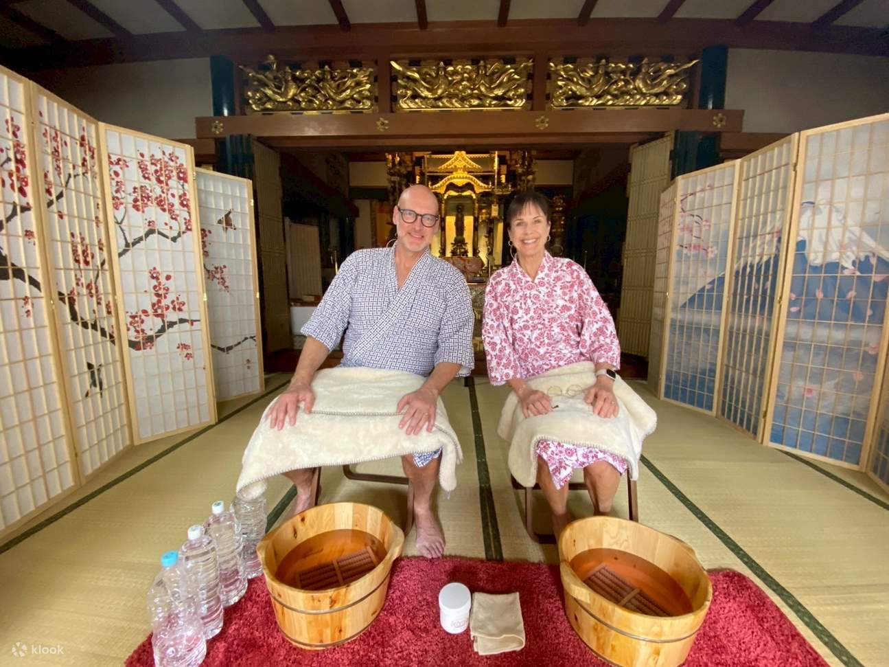 Osaka: Masaje Japonés, Head Spa & Facial en el Templo (180 min)