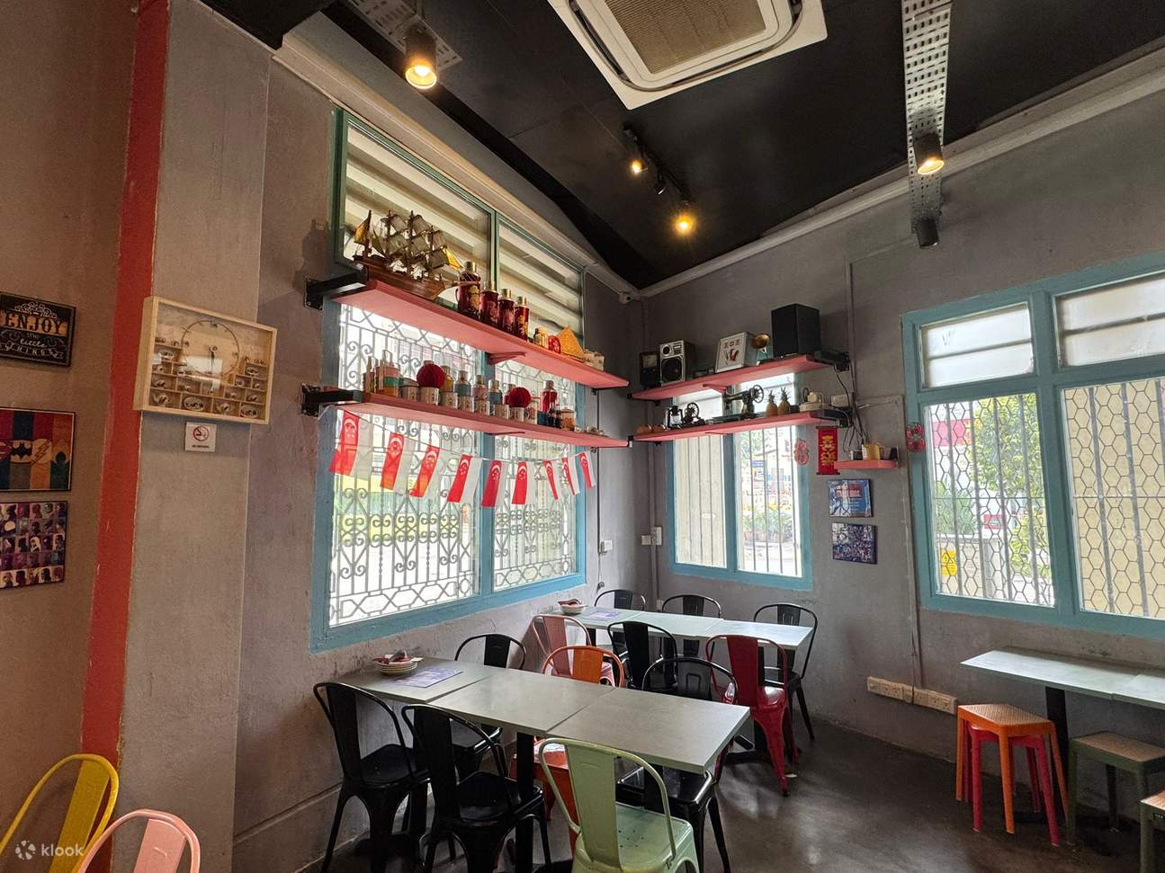 The Canteen by Enjoy ในสิงคโปร์